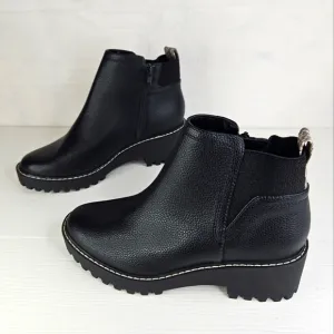 Women's Taci Boots - Universal Thread Jet Black Size 6