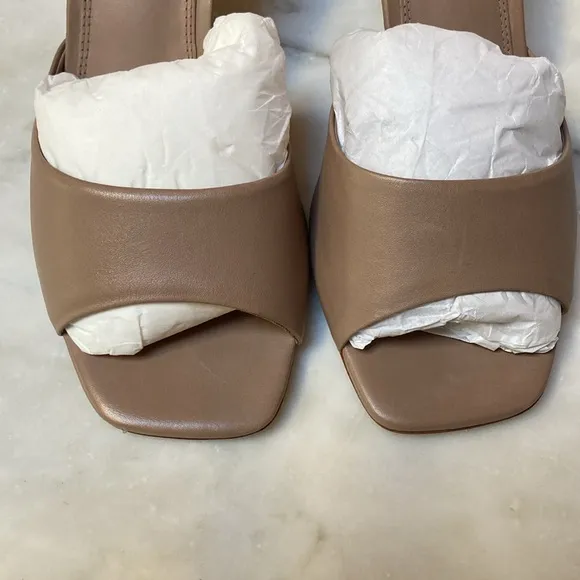 Women's Tan Heeled Sandals