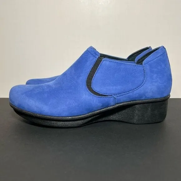 Womens DANSKO Lynn Blue Nubuck Leather Slip On Shoes / Size 7.5-8 / EU 38