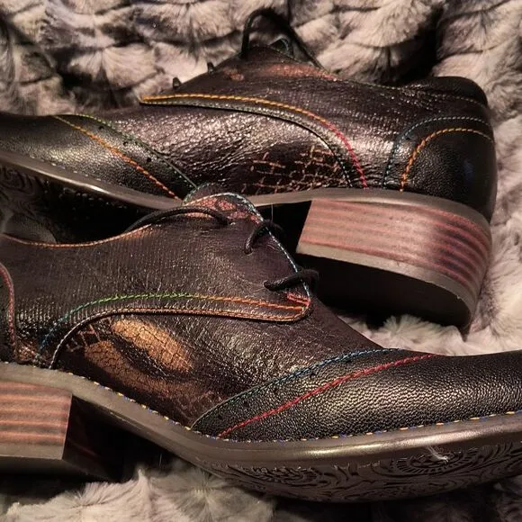 Women's L'artiate Laced Shoes