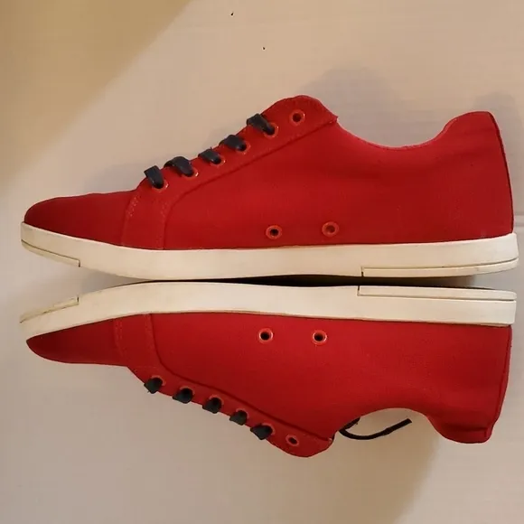Woobies low cut canvas sneakers