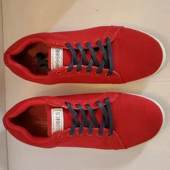 Woobies low cut canvas sneakers