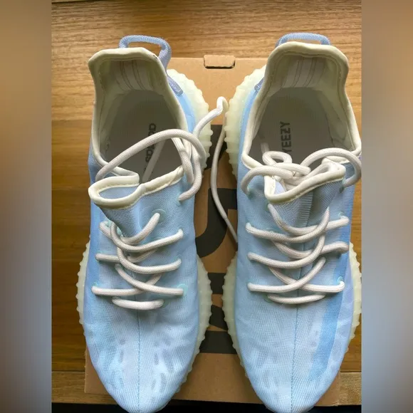 Yeezy Sneakers Adidas