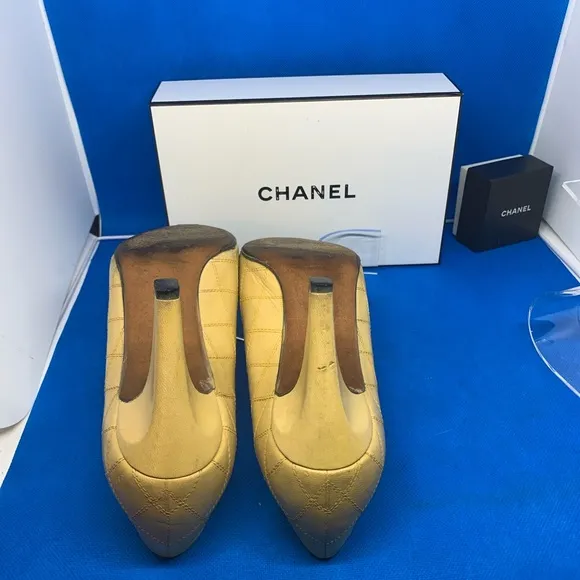 Yellow &amp; Beige Chanel CC  leather shoes 36 1/2