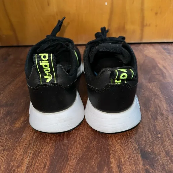 Youth Adidas Multix sneakers size 5.5