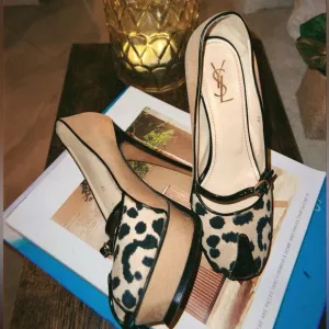 Yves Saint Laurent Authentic leopard pumps heels