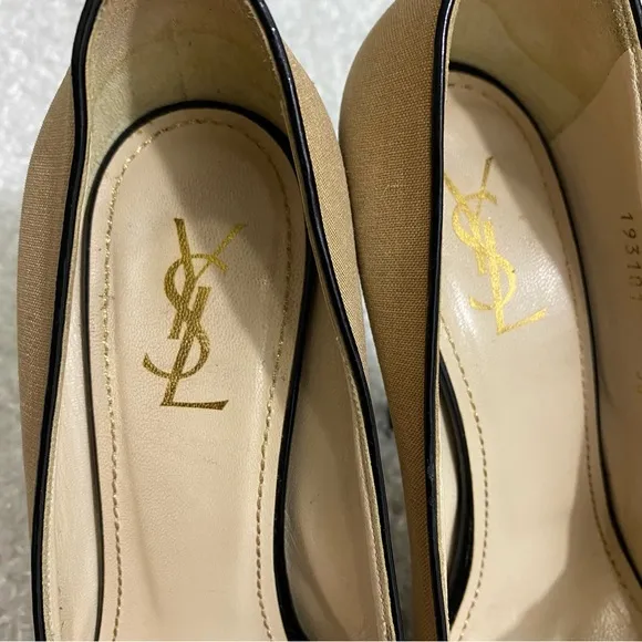Yves Saint Laurent Authentic leopard pumps heels