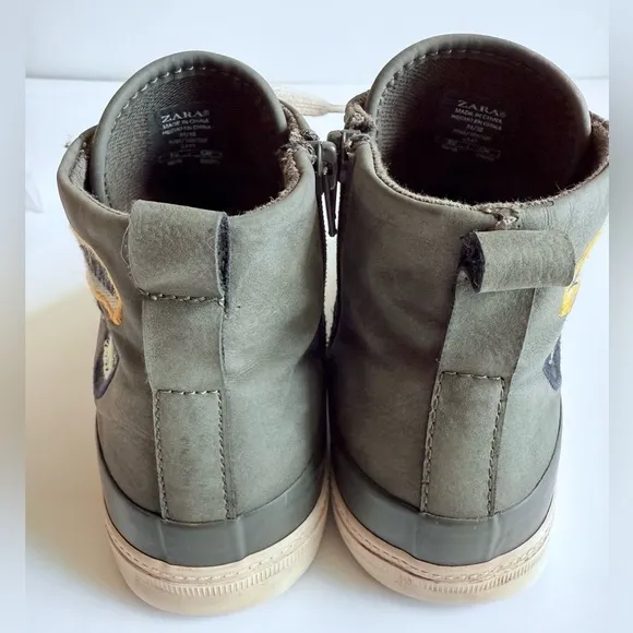 Zara Kids Green Patch High-Top Sneakers EU 34/35 US 2 Space Theme Unisex
