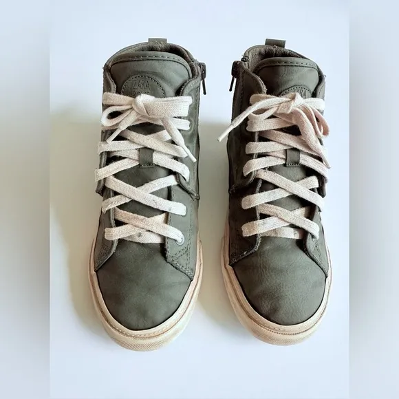 Zara Kids Green Patch High-Top Sneakers EU 34/35 US 2 Space Theme Unisex