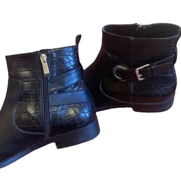 ✨ZARA✨Ankle Buckle Croc Boots