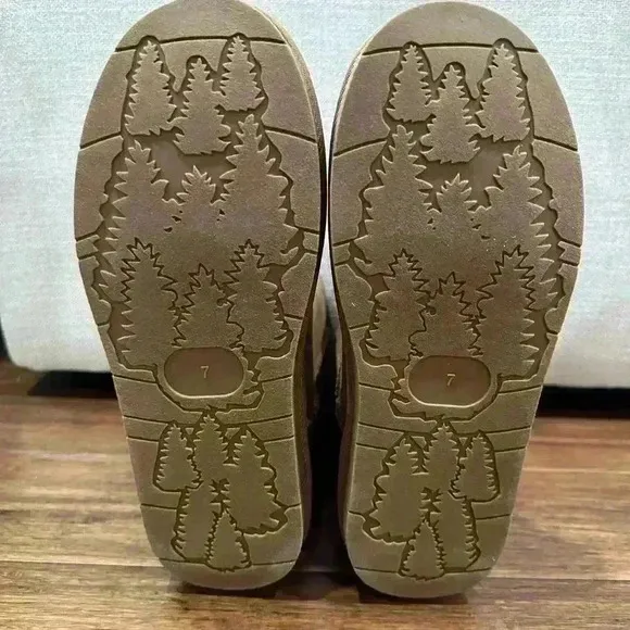 ZGR boots Ugg style size 7